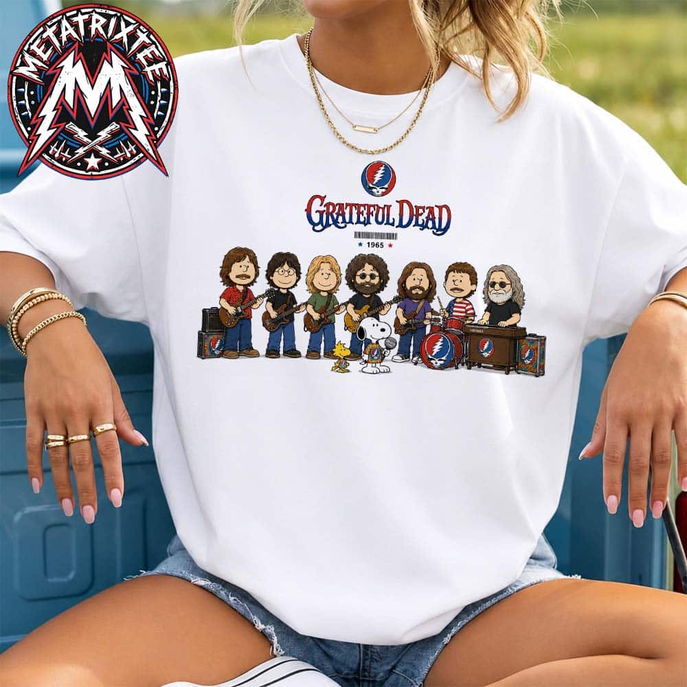 Grateful Dead × Snoopy Steal Your Face Right Off Your Doghouse Vintage T-Shirt Grateful Dead × Snoopy Steal Your Face Right Off Your Doghouse Vintage T-Shirt