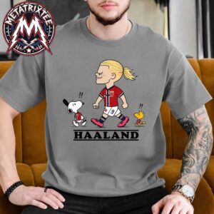 Erling Haaland x Snoopy Cover Norway Team Walking with Haaland Snoopy and Woodstock Unisex T-Shirt