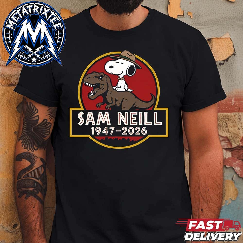 Snoopy Cover Sam Neill Tribute The Heart Of Jurassic Park 1947-2026 Black Short T-Shirt Snoopy Cover Sam Neill Tribute The Heart Of Jurassic Park 1947-2026 Black Short T-Shirt