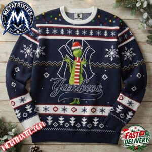 New York Yankees Grinch Wearing Santa Hat And Scarf Snowflake Pattern Personalized Christmas 2026 Ugly Christmas Sweater